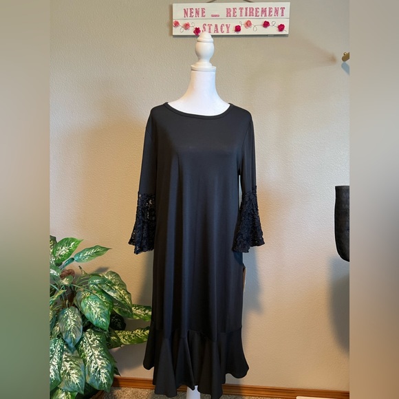 LuLaRoe Dresses & Skirts - NEW LulaRoe Maurine Black Dress 3/4 Sleeve with Lace Size Large NWT
